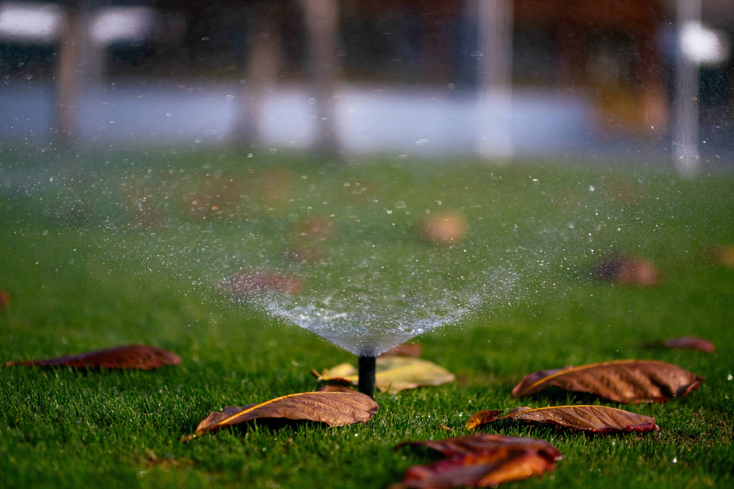 Oscillating sprinklers